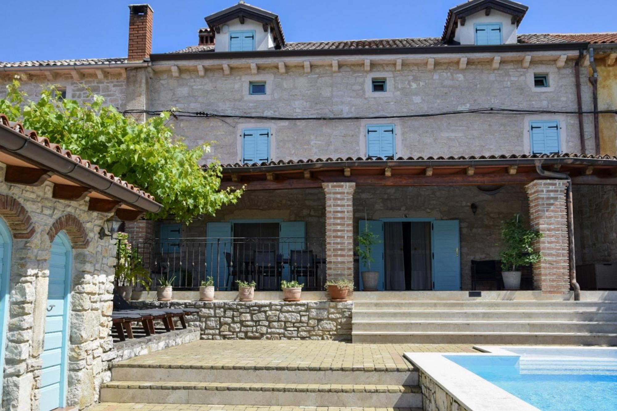 Boutique Veneranda Bubani